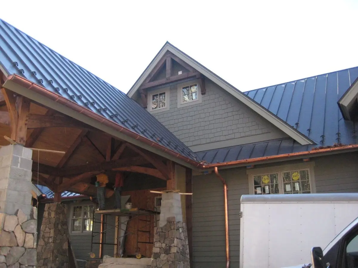 Craftsman Roofing team delivering quality roofing work in Macclenny